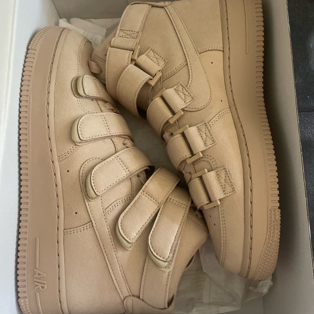 Nike Air Force 1 High. 07’ SP Billie Eilish